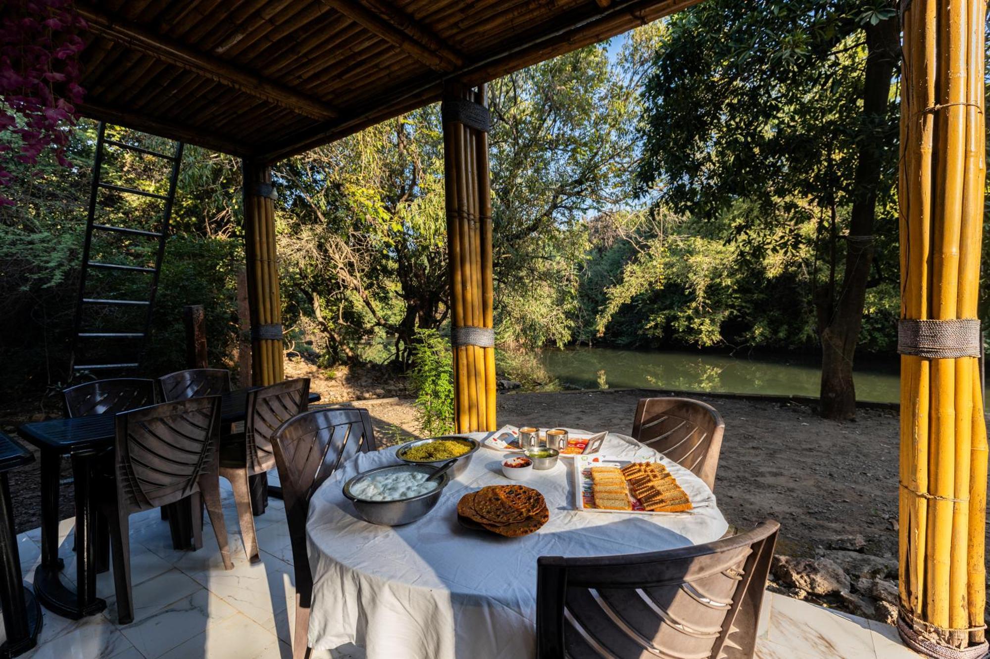 Brook Ville Sasan Gir Exterior foto